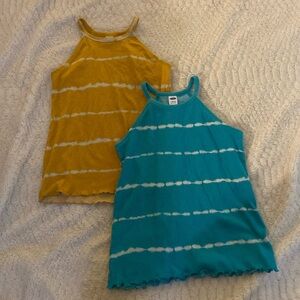 Old Navy lot of 2 tank tops